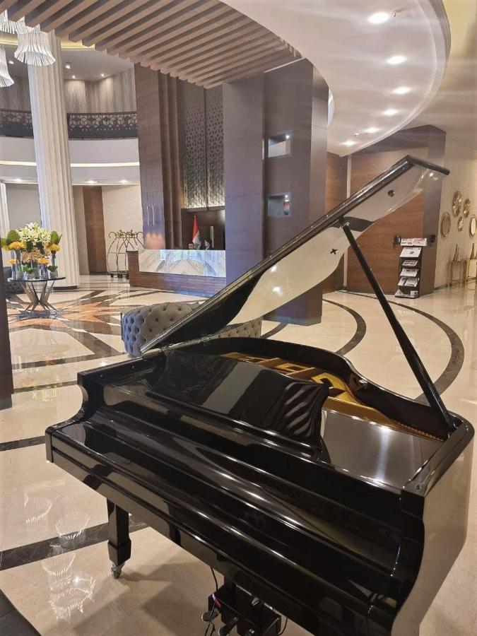 Van Royal Hotel Arbil Exterior foto
